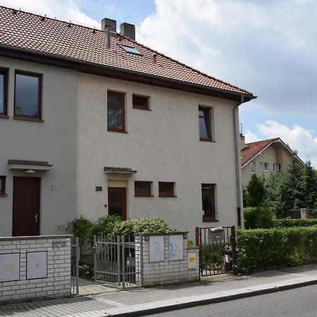Classical House In Prague 6-3