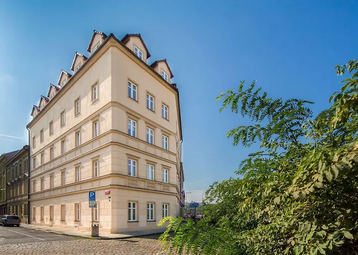  Le Petit Prague